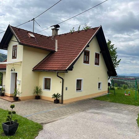Charmantes Ferienhaus In Bester Lage Keutschach am See Dış mekan fotoğraf