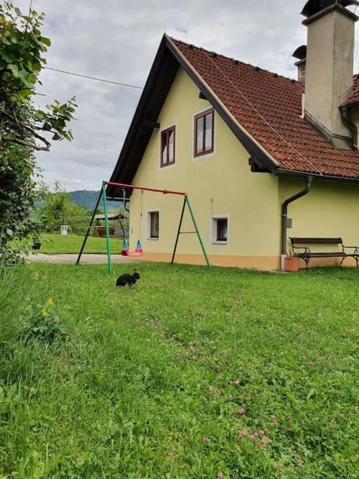 Charmantes Ferienhaus In Bester Lage Keutschach am See Dış mekan fotoğraf
