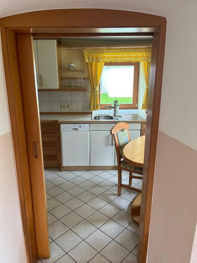 Charmantes Ferienhaus In Bester Lage Keutschach am See Dış mekan fotoğraf